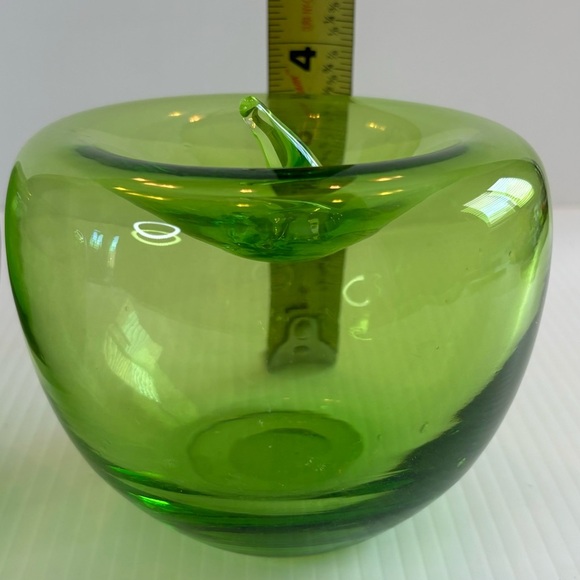 Set Of 2 Vintage Hand Blown Green Art Glass Apple Sculpture Figurine 3.5” - Picture 4 of 9